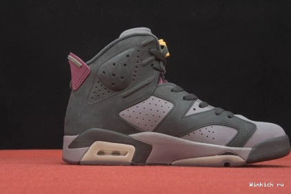 JORDAN BORDEAUX RETRO 6 AIR 1109